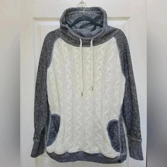 Studio by Energy Zone Hooded Cable Knit Long Sleeve Sweater Size XL - Picture 1 of 3